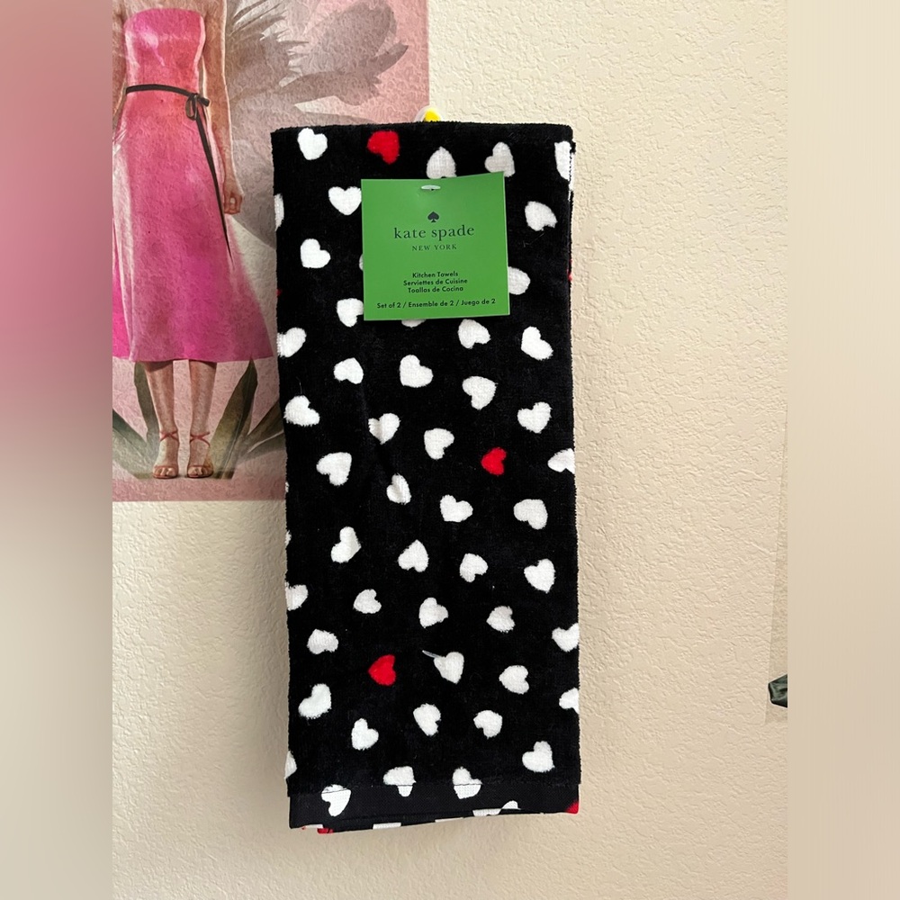 Kate Spade Valentine Heart Design Kitchen Towel Set of 2 NWT